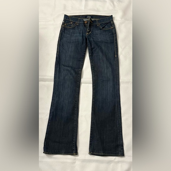 Rock & Republic Vintage low rise jeans. Dark wash. Bootleg/ Flared. Size 24 - Picture 3 of 5